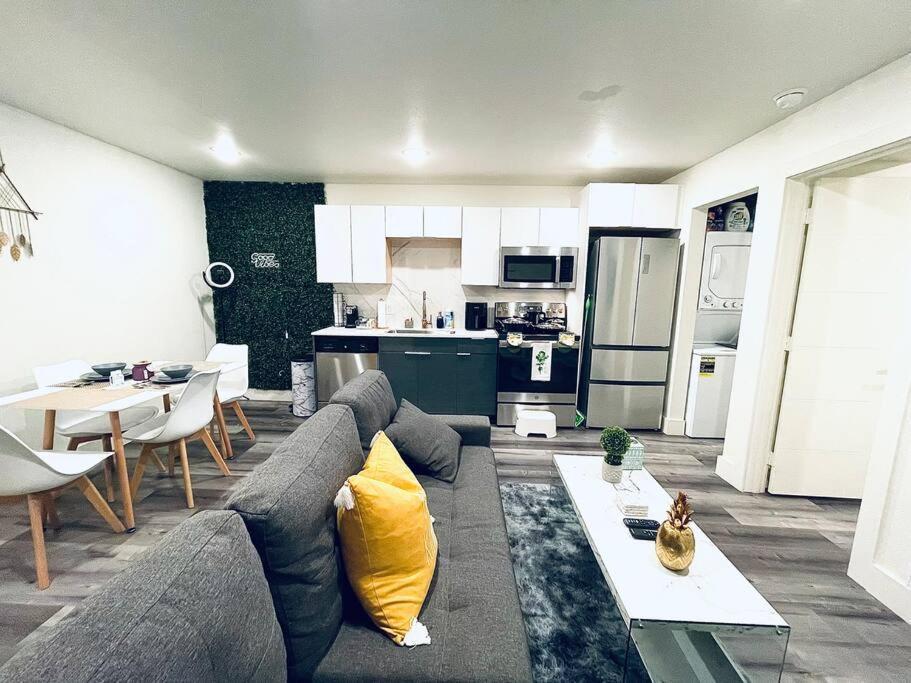 Luxe Travel Retreat Near Deep Ellum Apartamento Dallas Exterior foto